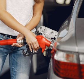 Fuel Pass 2: Ανοιχτή η πλατφόρμα για όλα τα ΑΦΜ - Πάνω από 1 εκ αιτήσεις για την επιδότηση καυσίμων 