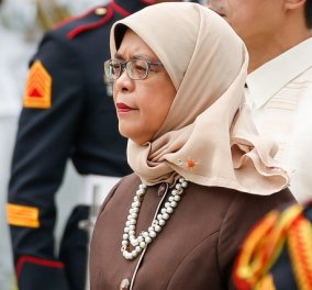 Halimah Yacob: η πρώτη γυναίκα Πρόεδρος της Σιγκαπούρης - Δικηγόρος με πέντε παιδιά - επιμένει να ζει σε εργατική πολυκατοικία!  - Κυρίως Φωτογραφία - Gallery - Video
