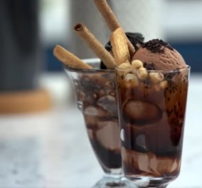 Άκης Πετρετζίκης: Εύκολο και λαχταριστό παγωτό Σικάγο (βίντεο) - Κυρίως Φωτογραφία - Gallery - Video