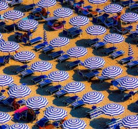 Τραγικός θάνατος για 63χρονη στην παραλία: Πήρε ο αέρας την ομπρέλα & καρφώθηκε στο στήθος της - Κυρίως Φωτογραφία - Gallery - Video