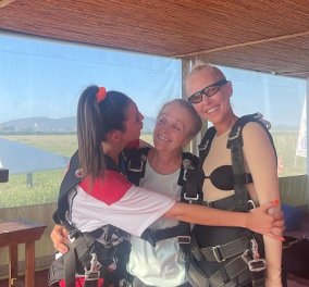 Ατρόμητες οι γυναίκες της οικογένειας! Η Τάμτα έκανε ελεύθερη πτώση με την 72χρονη μαμά και την κόρη της - δείτε φωτό & βίντεο