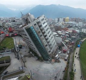 Ταϊβάν: Φωτό & βίντεο από τον σεισμό των 7.2 Ρίχτερ - Κατέρρευσαν κτίρια, βαγόνια εκτροχιάστηκαν - Προειδοποίηση για τσουνάμι