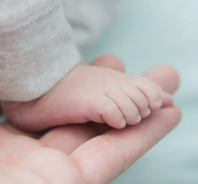 Τραγωδία στην Εύβοια: Μωρό 12 μηνών βρέθηκε νεκρό από ηλεκτροπληξία - Κυρίως Φωτογραφία - Gallery - Video