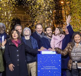 Φωταγωγήθηκε για τα Χριστούγεννα το Champs-Elysées - Τα Ηλύσια Πεδία «έβαλαν» τα καλά τους στην πιο τουριστική πόλη του κόσμου (φωτό & βίντεο)