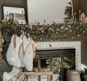 Προτάσεις με τις πιο χαριτωμένες, αστείες & όμορφες Χριστουγεννιάτικες κάλτσες – Πώς θα τις βάλετε πάνω στο τζάκι (Φωτό)