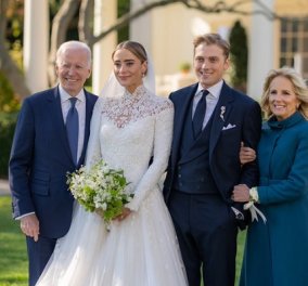 Ο λαμπερός γάμος της εγγονής του Τζο Μπάιντεν στον Λευκό Οίκο - Το πριγκιπικό Ralph Lauren νυφικό της Ναόμι (φωτό) - Κυρίως Φωτογραφία - Gallery - Video