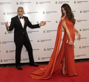 George Clooney: Έχεις τον «άντρα Nespresso» και στου φτιάχνει και το φουστάνι στο κόκκινο χαλί - Τυχερή η Amal (φωτό & βίντεο) - Κυρίως Φωτογραφία - Gallery - Video