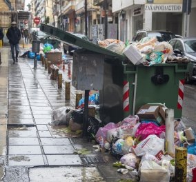 Ρεκόρ σκουπιδιών τα Χριστούγεννα στη Θεσσαλονίκη - Συγκεντρώθηκαν 1700 τόνοι απορριμμάτων από το κέντρο της πόλης