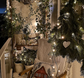 Christmas Time! - Βάλτε τις τελευταίες πινελιές στο μπαλκόνι σας - Δείτε υπέροχες ιδέες διακόσμησης που ξεφεύγουν από τα συνηθισμένα (φωτό)