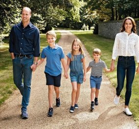 Πρίγκιπας Ουίλιαμ - Κέιτ Μίντλετον: Χέρι, χέρι με τα τρία τους παιδιά στην χριστουγεννιάτικη κάρτα τους - Η νέα οικογενειακή φωτό  - Κυρίως Φωτογραφία - Gallery - Video