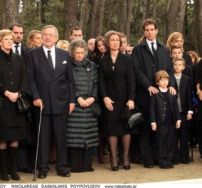 Κηδεία Κωνσταντίνου Β - αφίξεις: Στην Αθήνα οι πριγκίπισσες Κριστίνα & Έλενα - Ήδη εδώ η μαμά & η θεία τους πρώην βασίλισσα Σοφία της Ισπανίας και πριγκίπισσα Ειρήνη (βίντεο)