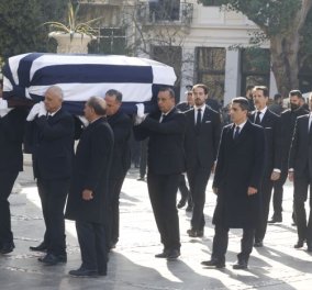 Κηδεία Κωνσταντίνου Β’: Στη Μητρόπολη με χειροκροτήματα οι γιοι του  - Ολοκληρώθηκε το λαϊκό προσκύνημα (φωτό)
