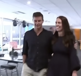Με κλάματα παραιτήθηκε η Πρωθυπουργός της Νέας Ζηλανδίας Τζασίντα -Χεράκι με τον ωραίο σύντροφό της & αποχωρεί (βίντεο) - Κυρίως Φωτογραφία - Gallery - Video