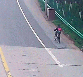 Story of the day: 11χρονο αγόρι διήνυσε 130 χιλιόμετρα με ποδήλατό μέχρι το σπίτι της γιαγιάς του - Είχε τσακωθεί με την μητέρα του & έφυγε από το σπίτι 