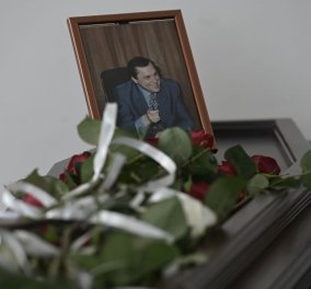 Θανάσης Τσούρας: Το τελευταίο αντίο στο ιστορικό στέλεχος στο ΠΑΣΟΚ - Ποιοι πήγαν στην κηδεία (φωτό) - Κυρίως Φωτογραφία - Gallery - Video