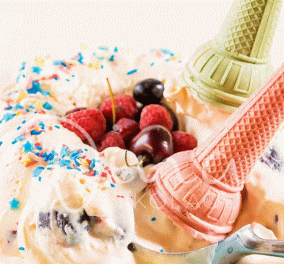 Ντίνα Νικολάου:  Παγωτό κασσάτο σεμιφρέντο με φρέσκα και ζαχαρωμένα φρούτα