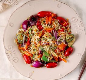 Η Ντίνα Νικολάου μας ετοιμάζει: Κριθαράκι με ψητά λαχανικά - Χρώματα και υπέροχη γεύση στο πιάτο σας