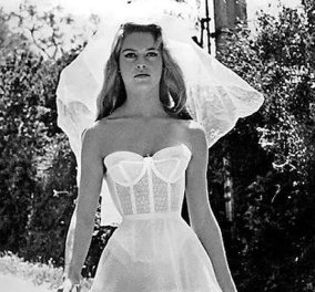 Vintage νυφικά σε γάμους διασήμων: Από τα διάφανα σέξυ της Μπαρντό & της Τζέιν Μπίρκιν ως τα υπέροχα που έβαλαν οι τραγικές νύφες Τζάκι Κένεντυ & Σάρον Τέιτ (φωτό)