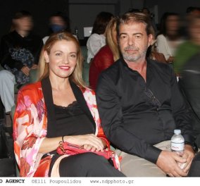 Παναγιώτα Βλαντή & Γιάννης Βλάχος στο Θέατρο Μικρό Άνεσις: Σπάνια εμφάνιση για το ζευγάρι - Το orange-black outfit της υπέρλαμπρης ηθοποιού