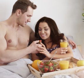 Αυτές οι 5 τροφές είναι απαγορευτικές πριν το σεξ! Σας ρίχνουν τις αντοχές ....