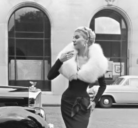 35 vintage φωτό μόδας του '50: Όταν η μέση ήταν δαχτυλίδι, η θηλυκότητα δεν περνούσε από το νυστέρι του πλαστικού & η γούνα ήταν μινκ  - Κυρίως Φωτογραφία - Gallery - Video