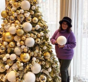 Η Μαρία Εκμεκτσίογλου δίπλα στο πιο θεαματικό χριστουγεννιάτικο δέντρο - Στέλνει το καλύτερο μήνυμα για τις γιορτές! (φωτό)