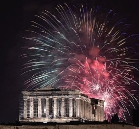 «3,2,1... Καλή χρονιά!»: Η Αθήνα υποδέχεται το 2024 στην πλατεία Συντάγματος - "Φώτισε" ο ουρανός και στη Θεσσαλονίκη (φωτό - βίντεο)