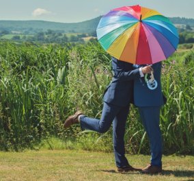 Η Δήμητρα Γκρους γράφει για τον γάμο και την τεκνοθεσία ομοφύλων ζευγαριών: Αυτή την ώρα κάποιοι εξοικειώνονται, ανοίγει το μυαλό τους και ίσως αλλάξουν γνώμη - Κυρίως Φωτογραφία - Gallery - Video