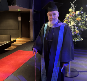 Φοιτητής ετών 95: Συνταξιούχος πήρε το πτυχίο του, έγινε ο γnραιότερος απόφοιτος και πάει για το διδακτορικό (φωτό & βίντεο) - Κυρίως Φωτογραφία - Gallery - Video