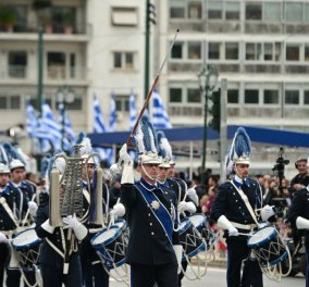 Δείτε live τη μεγαλειώδη στρατιωτική παρέλαση στην Αθήνα για την Εθνική Επέτειο της 25ης Μαρτίου