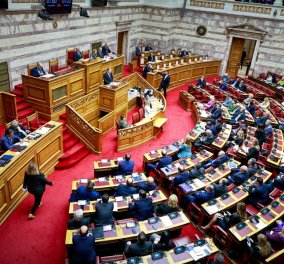 Live η συνεδρίαση στη Βουλή για την πρόταση δυσπιστίας: Οι τοποθετήσεις του πρωθυπουργού και των πολιτικών αρχηγών - Το βράδυ η ψηφοφορία