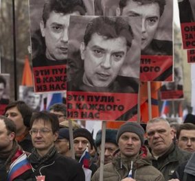 Μοναδικό ντοκουμέντο: Δείτε σε βίντεο τη στιγμή της δολοφονίας του Μπόρις Νεμτσόφ - Κυρίως Φωτογραφία - Gallery - Video