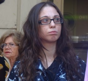 Ξεκίνησε η δίκη της 22χρονης που τραυμάτισε της συμφοιτήτριες της - Κινδυνεύει να χάσει τη χρονιά από απουσίες