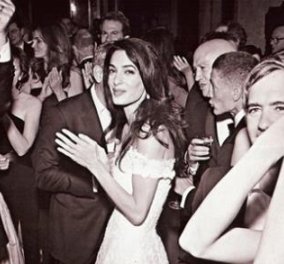 Με  μίνι «τσάρλεστον» σέξι φόρεμα χόρεψε η Αμάλ Αλαμουντίν στο γαμήλιο πάρτι-Ο Τζορτζ παρέμεινε «κύριος», με το μαύρο του κοστούμι (φωτό) - Κυρίως Φωτογραφία - Gallery - Video
