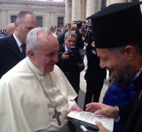 Αποκλειστικό: Συγκινητική συνάντηση του Πάπα Φραγκίσκου με τον 'Ελληνα Ορθόδοξο Άρχιμανδρίτη Απόστολο Καβαλιώτη! - Κυρίως Φωτογραφία - Gallery - Video