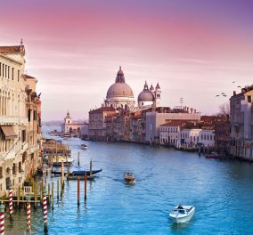 Βενετία: Η πιο τουριστική πόλη του κόσμου κρύβει έναν θησαυρό - Πάμε στη κουπαστή μιας γόνδολας να τον ανακαλύψουμε;