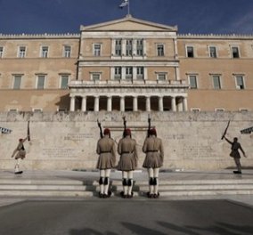 New York Times: «Η Ελλάδα οδηγείται σε κυβέρνηση εθνικής ενότητας χωρίς τον Αντώνη Σαμαρά» - Κυρίως Φωτογραφία - Gallery - Video