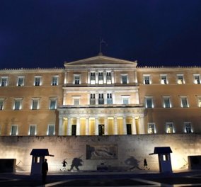 Καταιγιστικές εξελίξεις: Ο Αλέξης Τσίπρας καλεί σε προ ημερησίας διατάξεως συζήτηση στη Βουλή αύριο στις 18.00