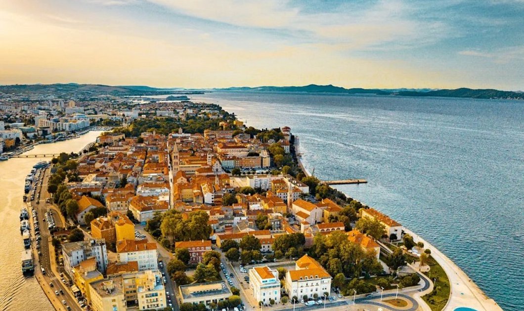 Φωτό ημέρας το κλικ του @a.v_b.o.s.s από την πόλη Zadar στις Δαλματικές Ακτές της Κροατίας 