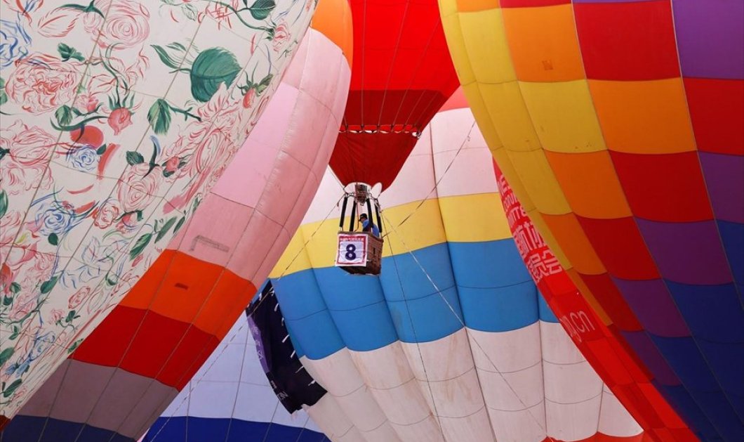 Στιγμιότυπο από διαγωνισμό αερόστατων στο Χεφέι, στην επαρχία Ανούι στην Κίνα - REUTERS / CHINA STRINGER NETWORK 