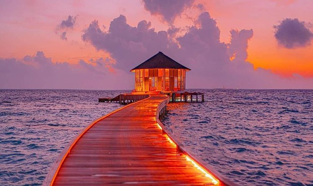 Ας ταξιδέψουμε στις εξωτικές Μαλδίβες - ένα μαγευτικό κλικ από @hobopeeba 